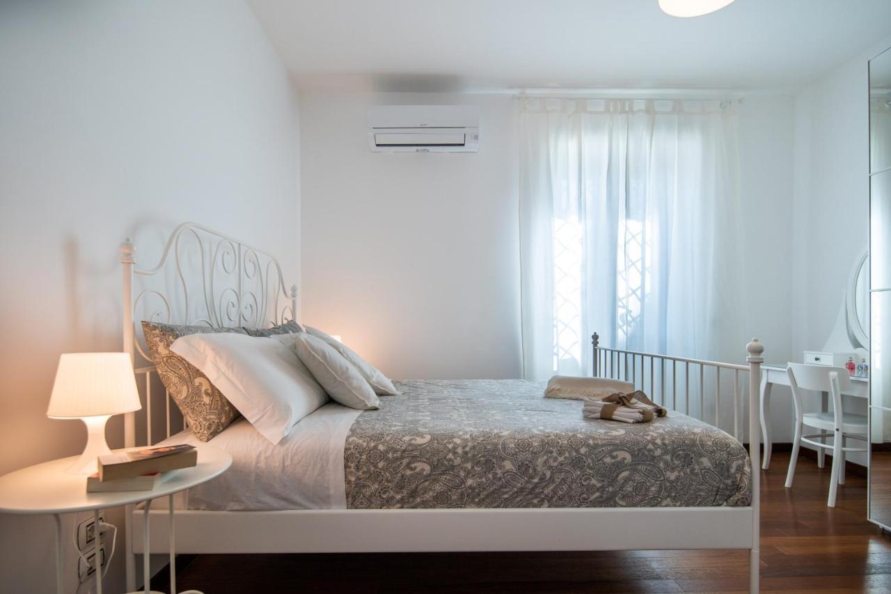 Familiaris Pompei Holiday Home Εξωτερικό φωτογραφία